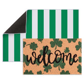 APUDWN st. Patrick's Day doormat with shamrock pattern welcomes guests at the door.