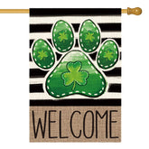 AVOIN colorlife paw print St Patrick's Day flag welcomes guests outdoors.