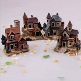 Avtytsda resin house garden front view for mini terrariums and dollhouses.