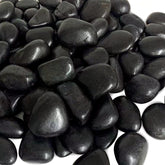 FANTIAN 5lbs black river pebbles close-up showing natural luster for decor