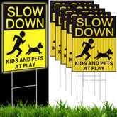 Fumete slow-down sign in yellow, highly visible from a distance for safer streets.