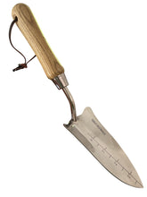 Garden Guru Eco Transplanter blade for precise planting and transplanting