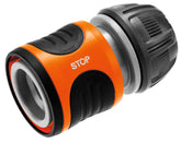 Gardena water-stop connector 13-15 mm in action for seamless hose joining