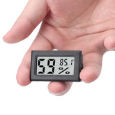 Goabroa mini hygrometer display front shows quick humidity and temperature readings