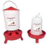 Hen's Choice feeder full capacity helps reduce refills for busy days.