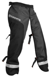 Husqvarna functional apron chainsaw chaps with adjustable waist for a secure fit.