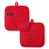 KitchenAid Gourmet Gridlines pot holder front view in passion red, heat protection and grid design.