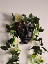 KOXHERO face-shape wall planter in black for succulents and small plants