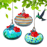 KRISININE three-piece glass hummingbird feeder set attracts hummingbirds to your garden.