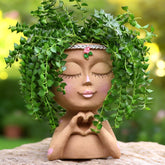 Meltset M Face Planter front view, a charming indoor plant holder for desks