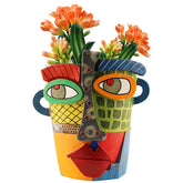 Midogaigai abstract face planter head for vibrant indoor spaces