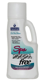 Natural Chemistry Spa Metal Free 1L bottle pour showing metal chelating formula for stain prevention