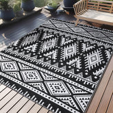 OLANLY outdoor rug waterproof 5x8 close-up texture enhances durability and outdoor readiness