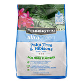 Pennington Ultra Green palm tree fronds stay vibrant with balanced nutrients.
