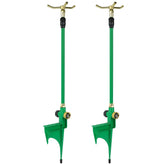 Restmo 3-arm sprinkler demonstrates wide coverage across a lawn.