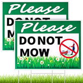 Soaoo please dont mow sign with metal stake, front view, clear yard notice improves boundary clarity.