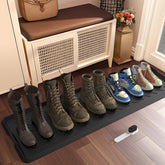 UltraLegend extra large boot tray with raised edges traps dirt and snow