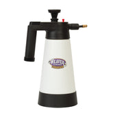 Weaver Leather Livestock heavy-duty pump sprayer with stable base reduces tipping on uneven ground