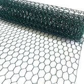 YGGlDUOl chicken wire panel in green PVC coating for durable garden borders