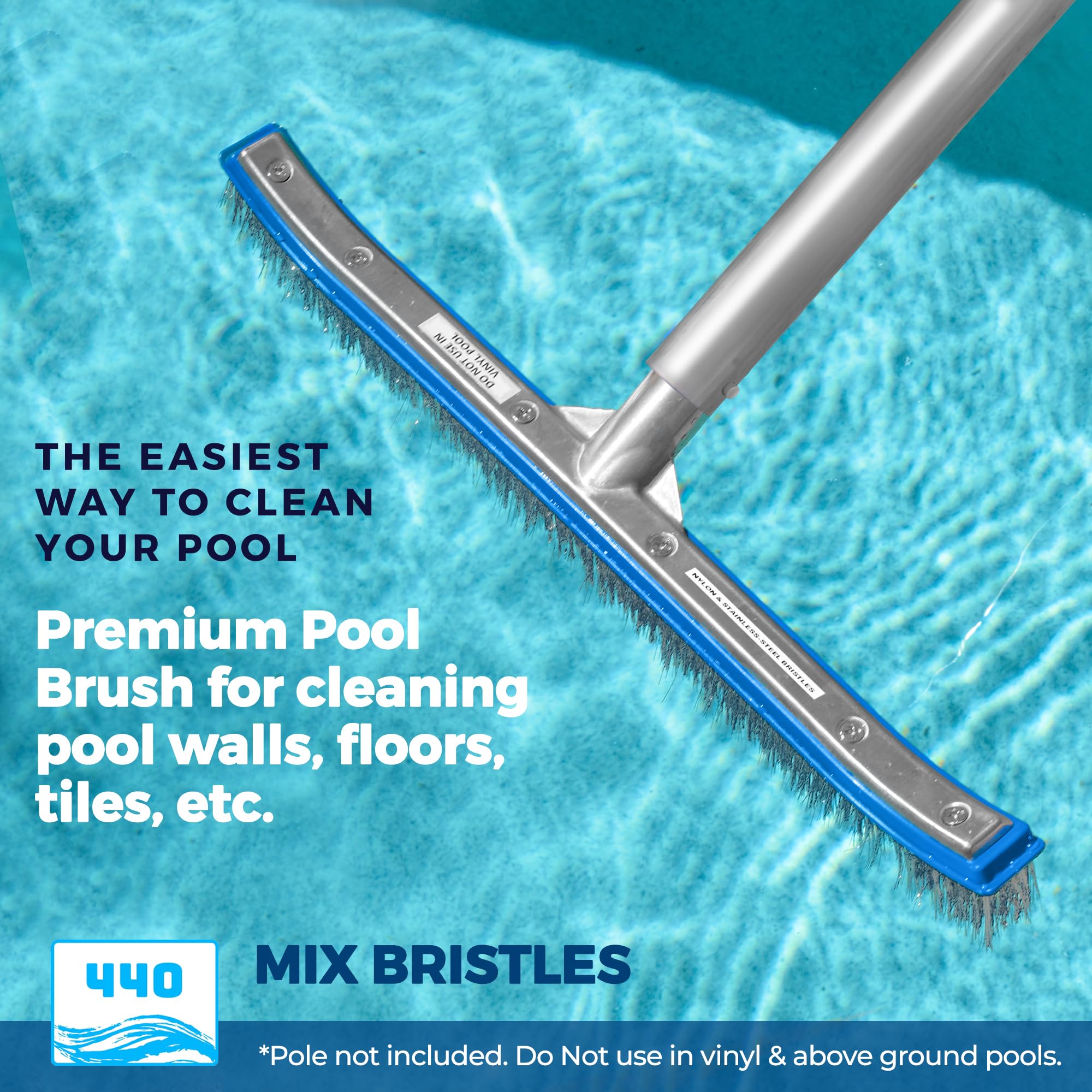 440 Combo brush head 18-inch width enables faster coverage on pool floors.