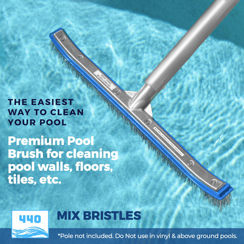 440 Combo brush head 18-inch width enables faster coverage on pool floors.