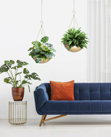 AceList gold planter with chains and hooks demonstrates easy installation and secure mounting.