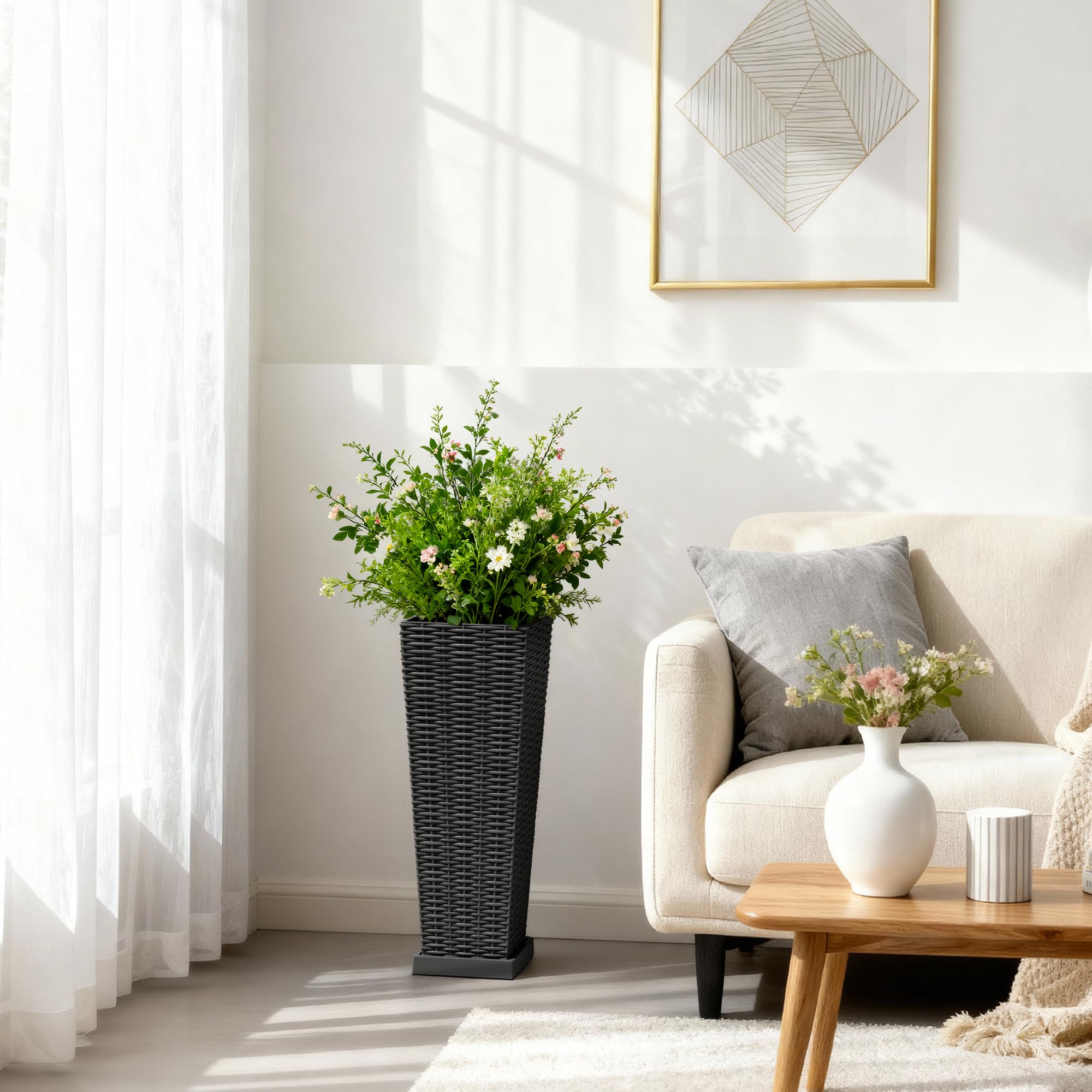 Acurax UV-resistant planter maintains color in sun exposure.