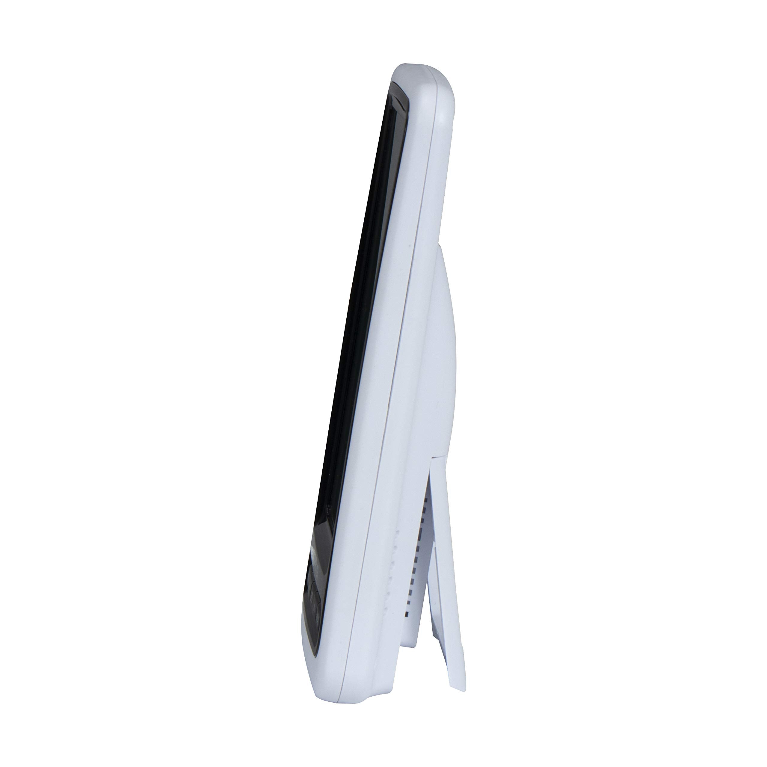 AcuRite 01136M wireless transmission extends outdoor readings up to 165 feet.