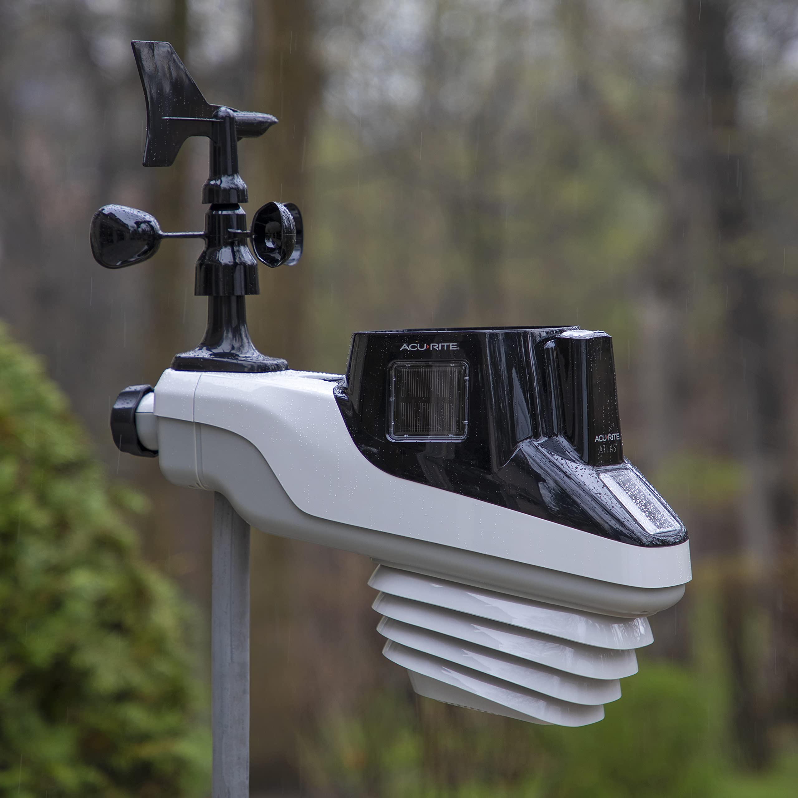 AcuRite Atlas direct-to-wifi connection streams weather data to devices