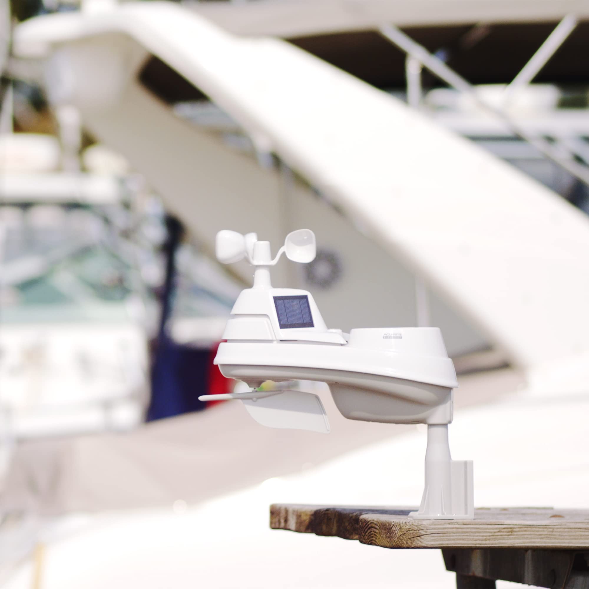 AcuRite Iris PRO+ solar-powered aspirating fan enhances temperature accuracy.