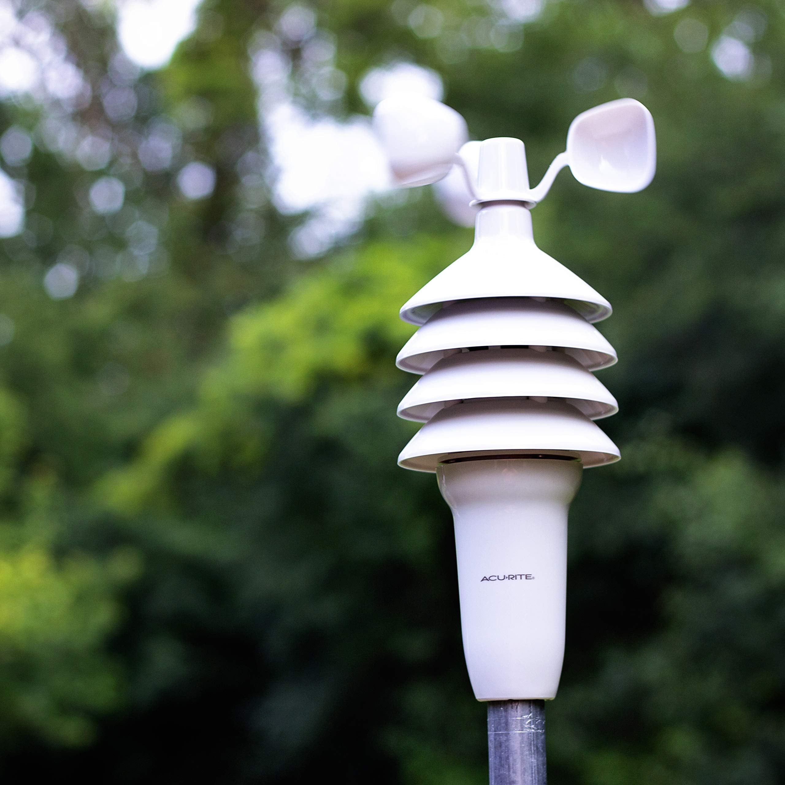 AcuRite Notos wind speed reading informs outdoor activities and planning