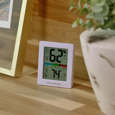 AcuRite sensor calibration setup showing easy room-specific tuning