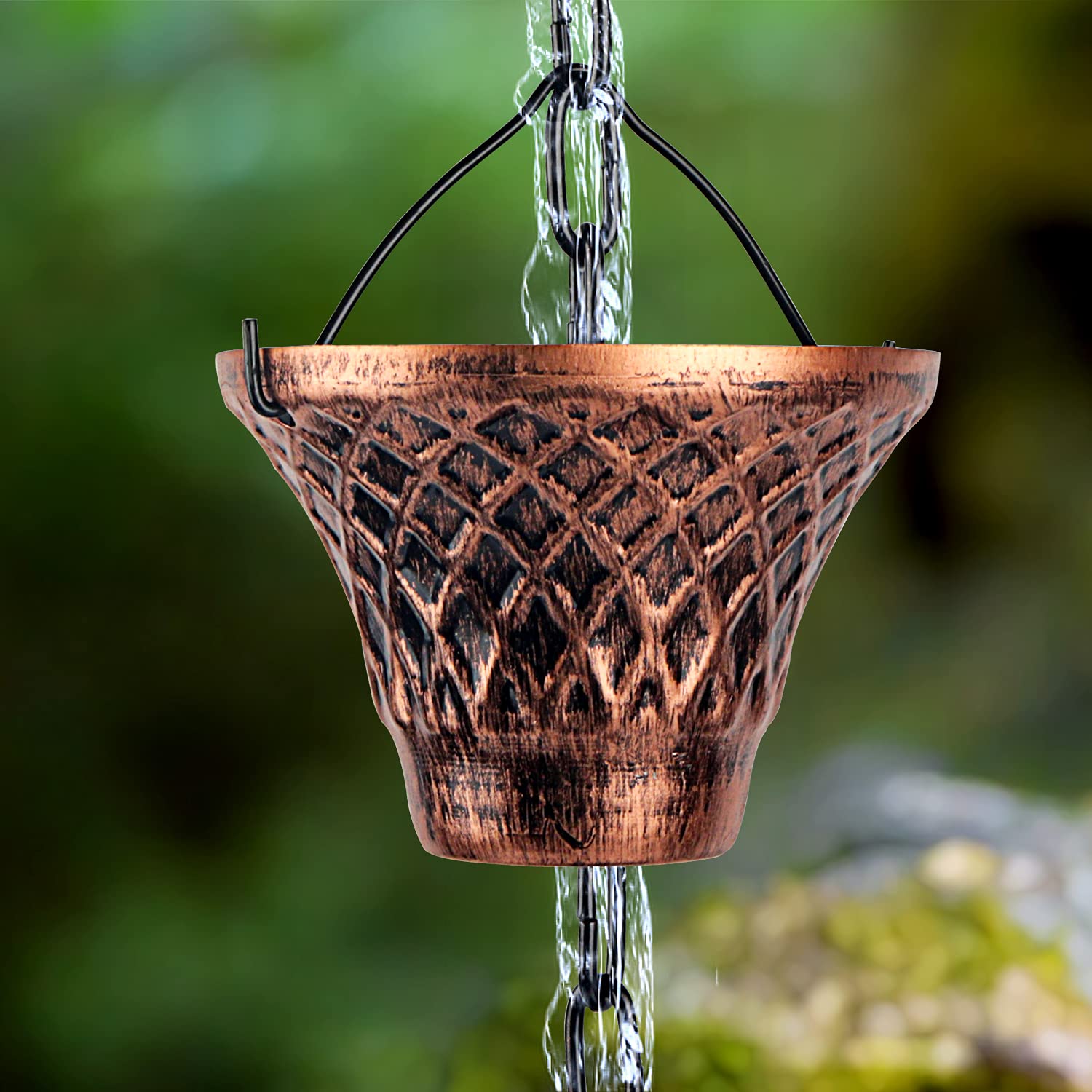 Adorafur garden water feature rain chain creates a calming cascade.