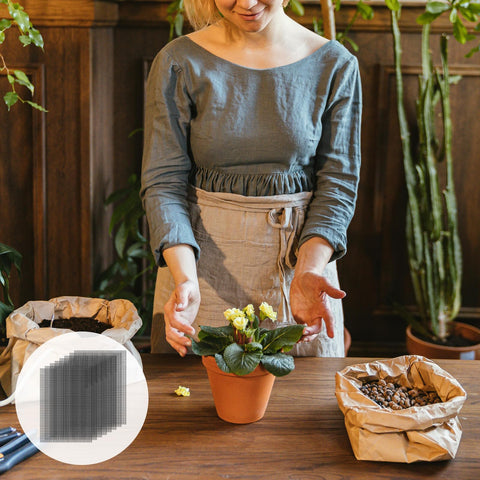 AEDOVE soil-retention mesh mat prevents spills and keeps surfaces clean.