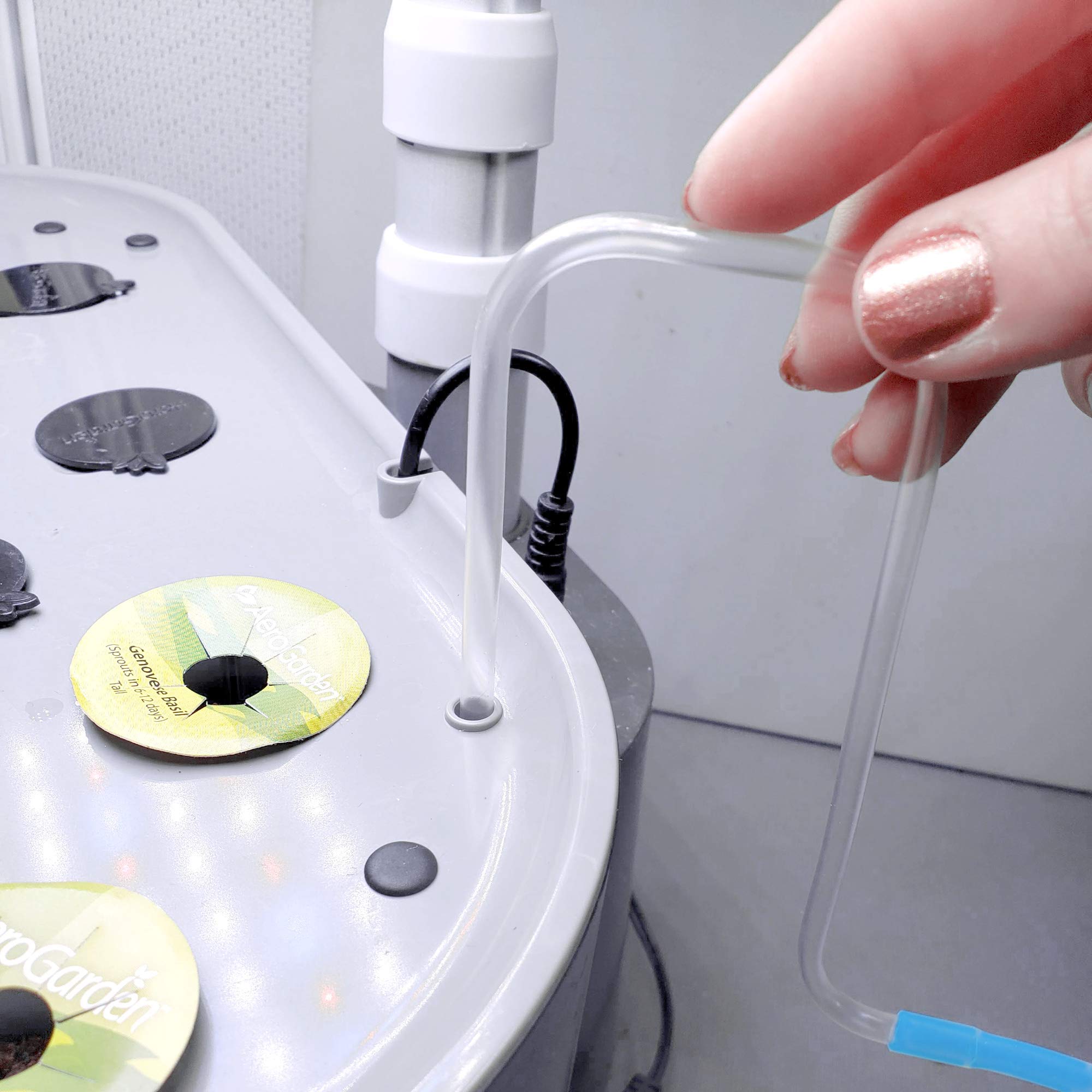 AeroGarden AeroVoir automatic refill feature in action, reducing refills