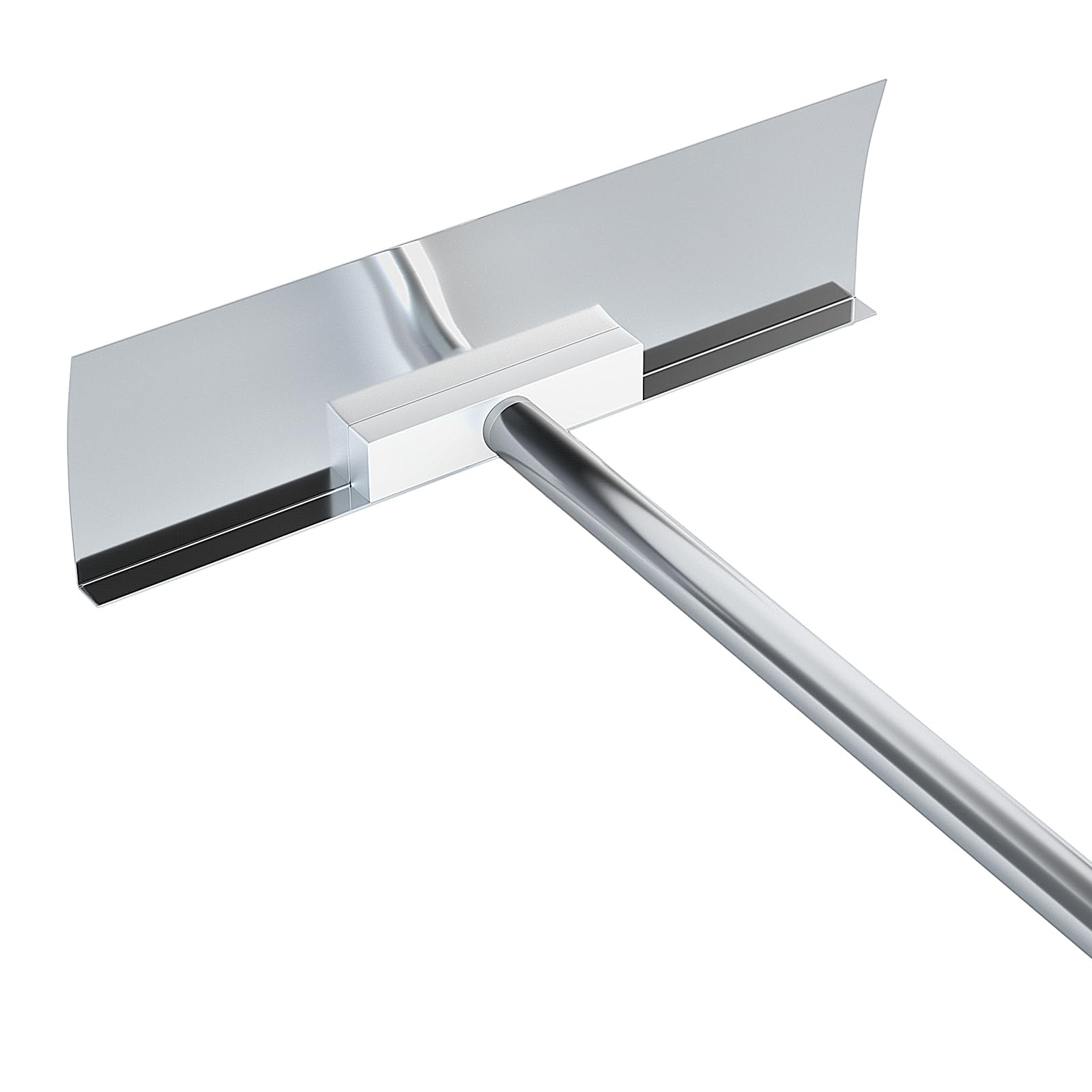 Aglaiprty anti-slip grip provides controlled snow removal from the ground.