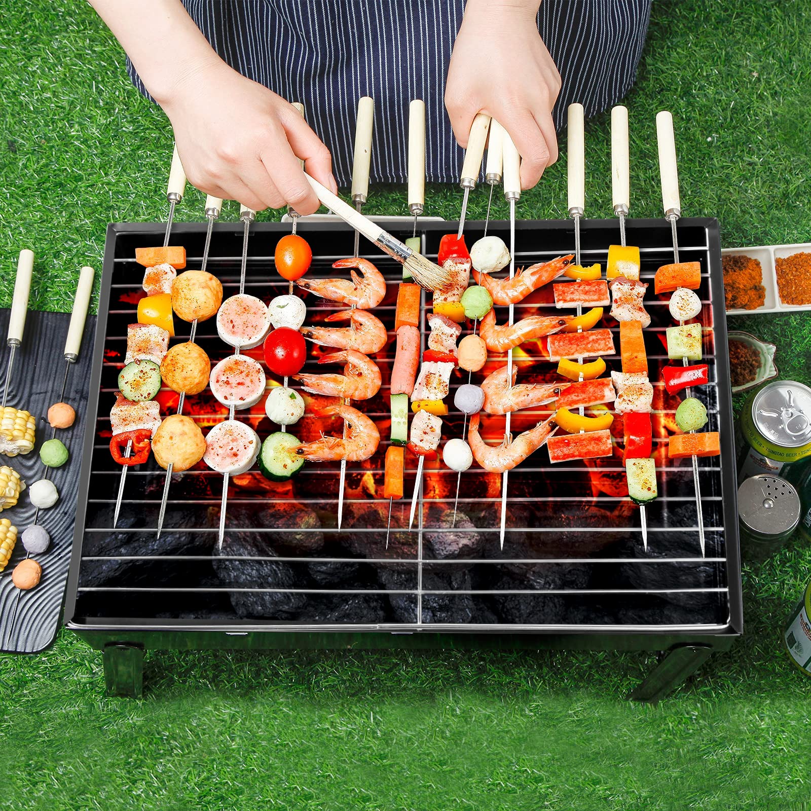 AGM barbecue grill ideal for camping and picnics with smoky flavor.