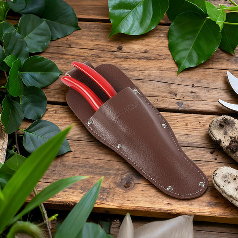 AGRICUT pruner with sheath protects blades from moisture and dust.