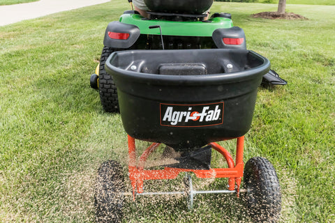 Agri-Fab 45-0527 up to 10 ft spread width covers more area.