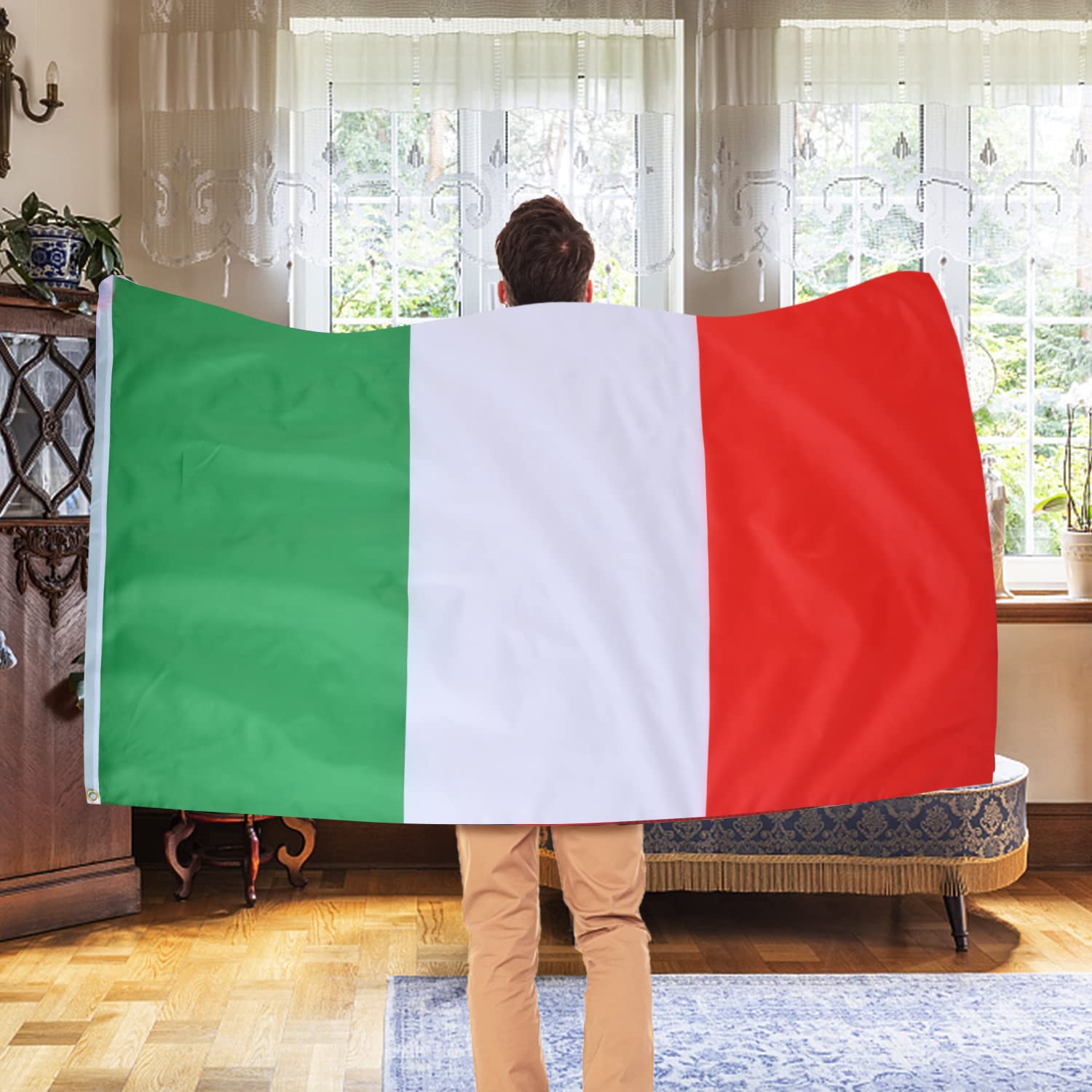 AhfuLife bright-printed Italy flag ideal for national day celebrations.