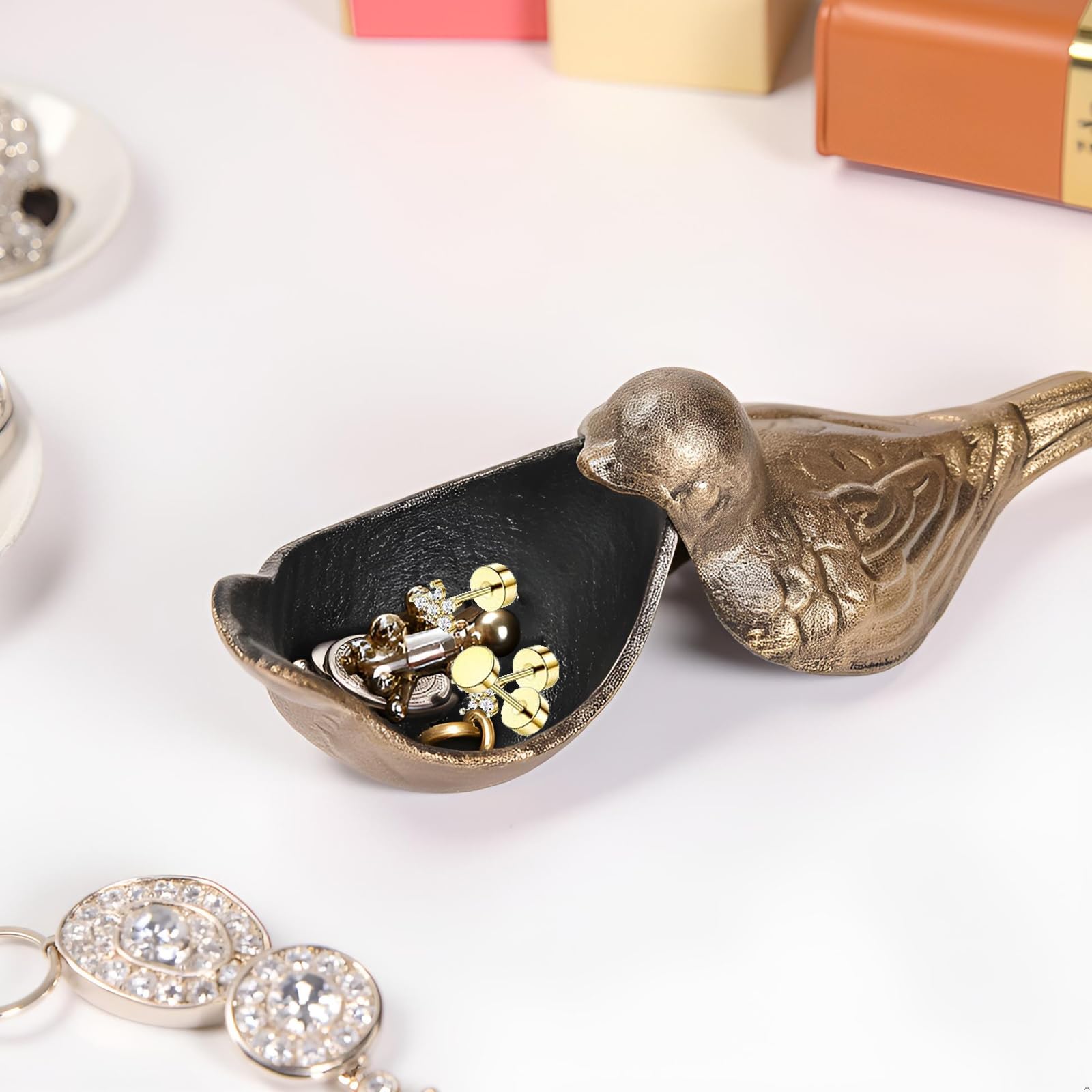 Aifeorzo gift-ready key hider for homeowners and garden lovers