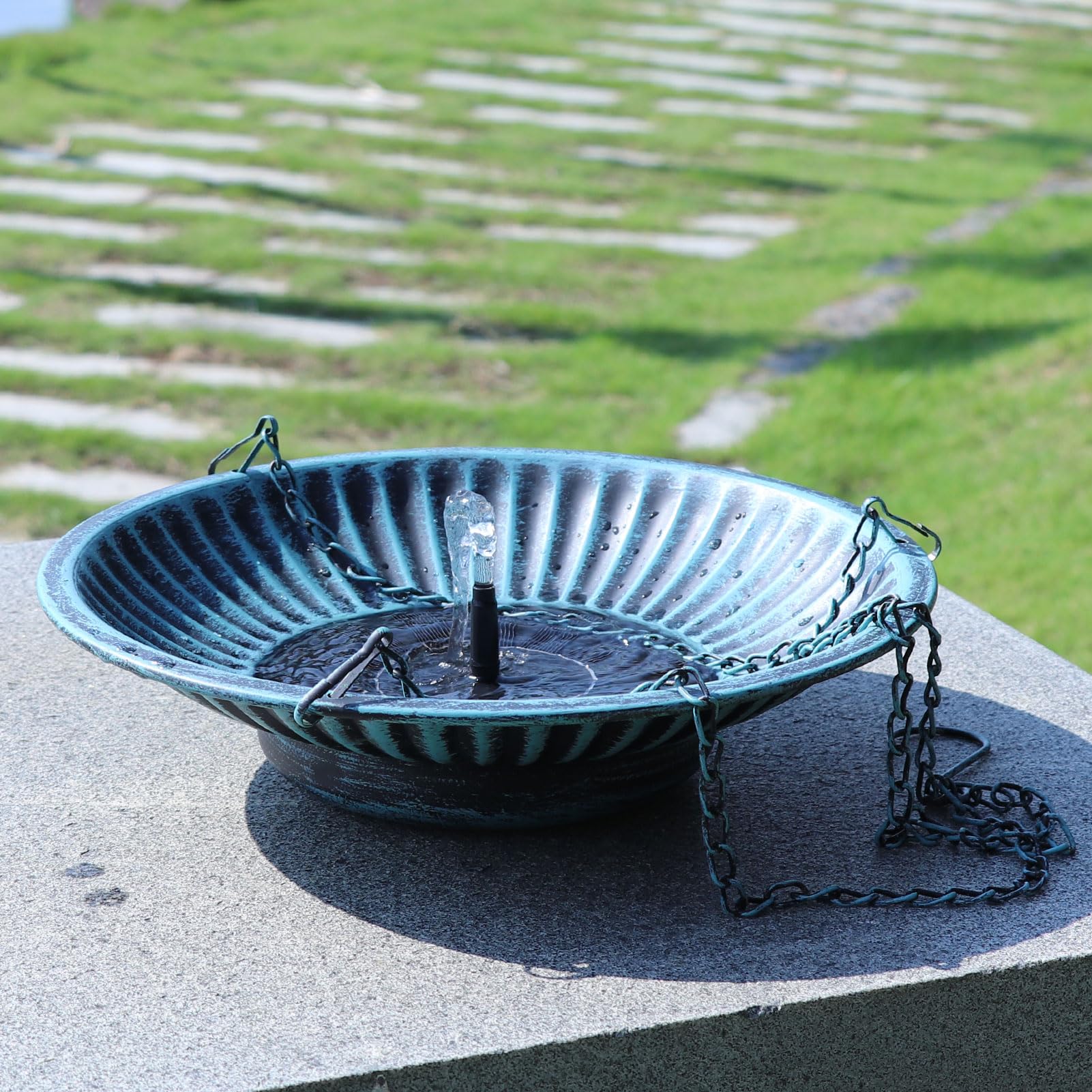 AIHAOKAN multipurpose fountain and feeder for backyard birds