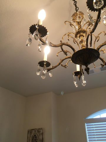 Aiskaer wedding and party crystal pendants add subtle luxury