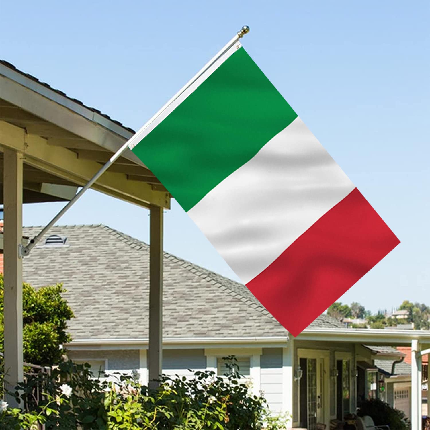 AJJSUE heavy-duty flag with four rows of stitching ensures durability.