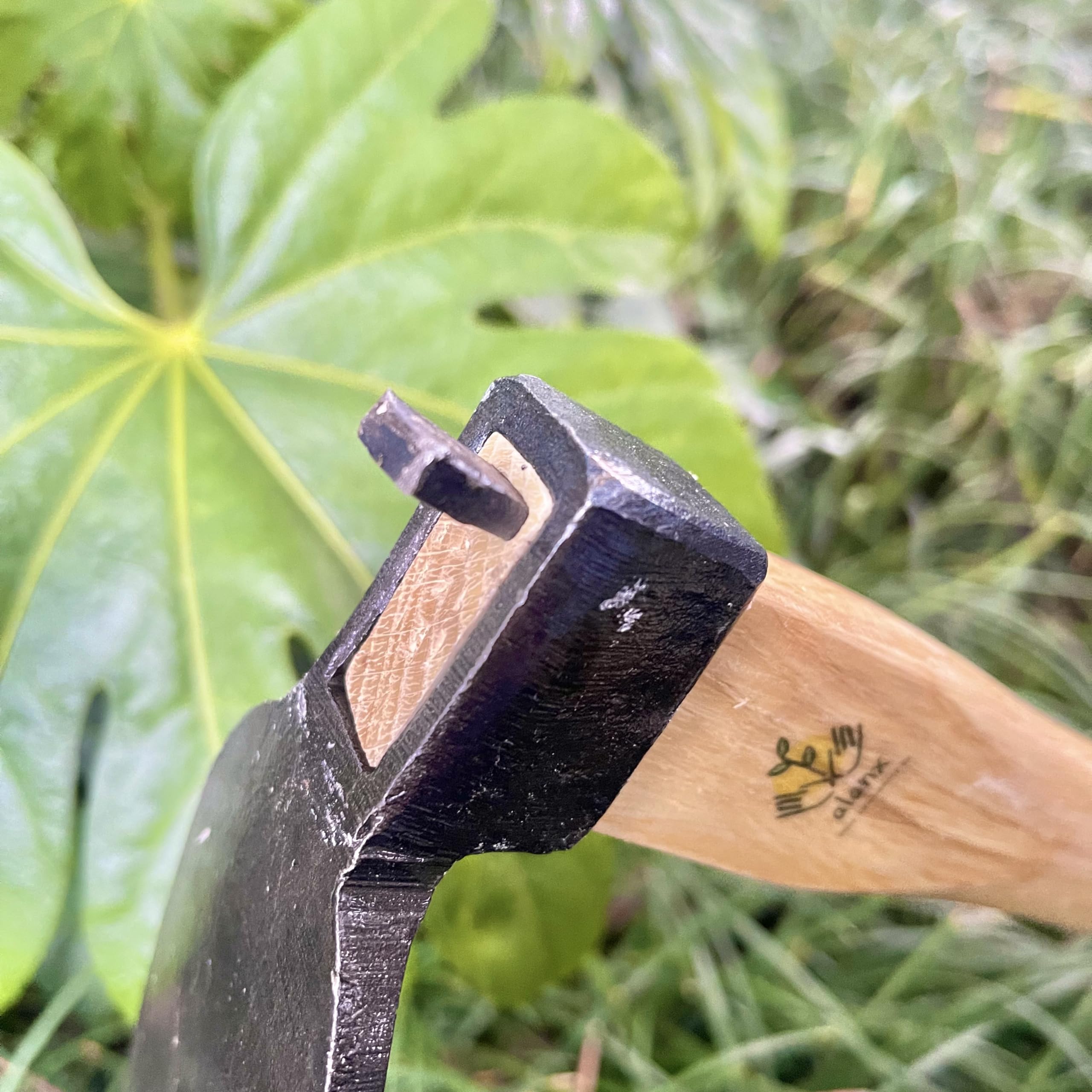 Alanx ergonomic balance for comfortable extended gardening sessions