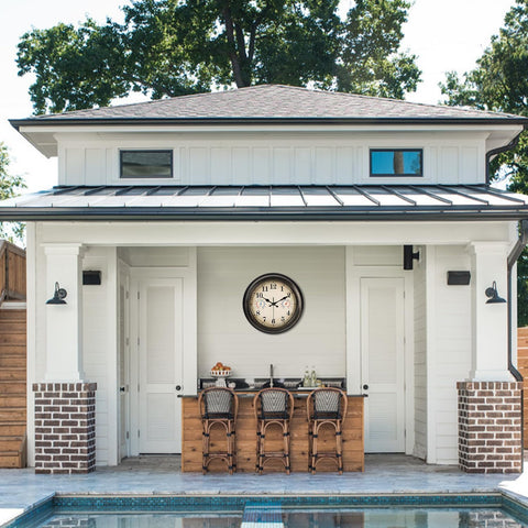 Alarllok 12-inch clock suits patio and garden spaces.