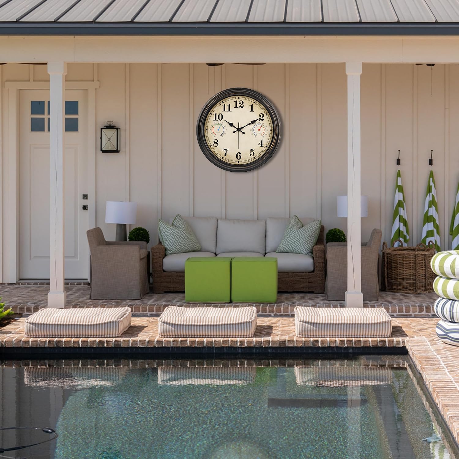 Alarllok retro bronze dial enhances decor while keeping accurate time.