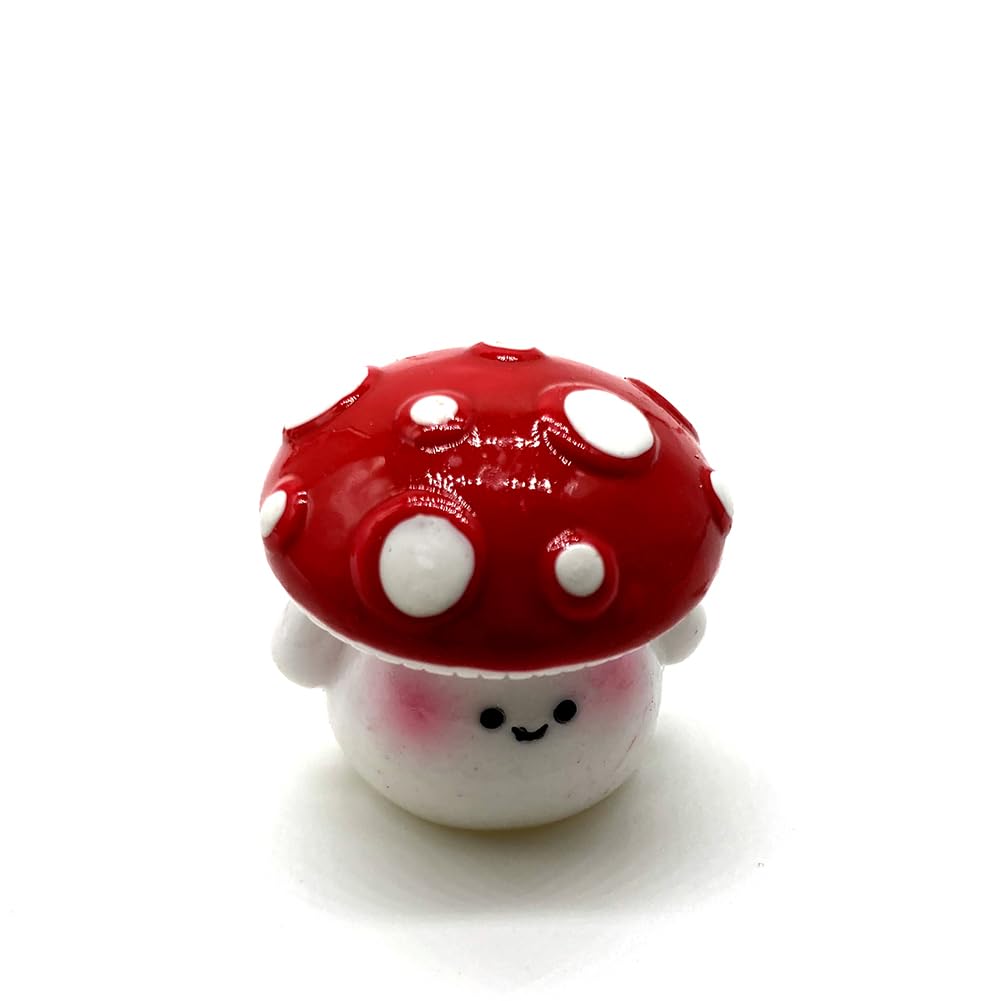 Aliotech desktop mini mushrooms offer easy decoration for flats and shelves.