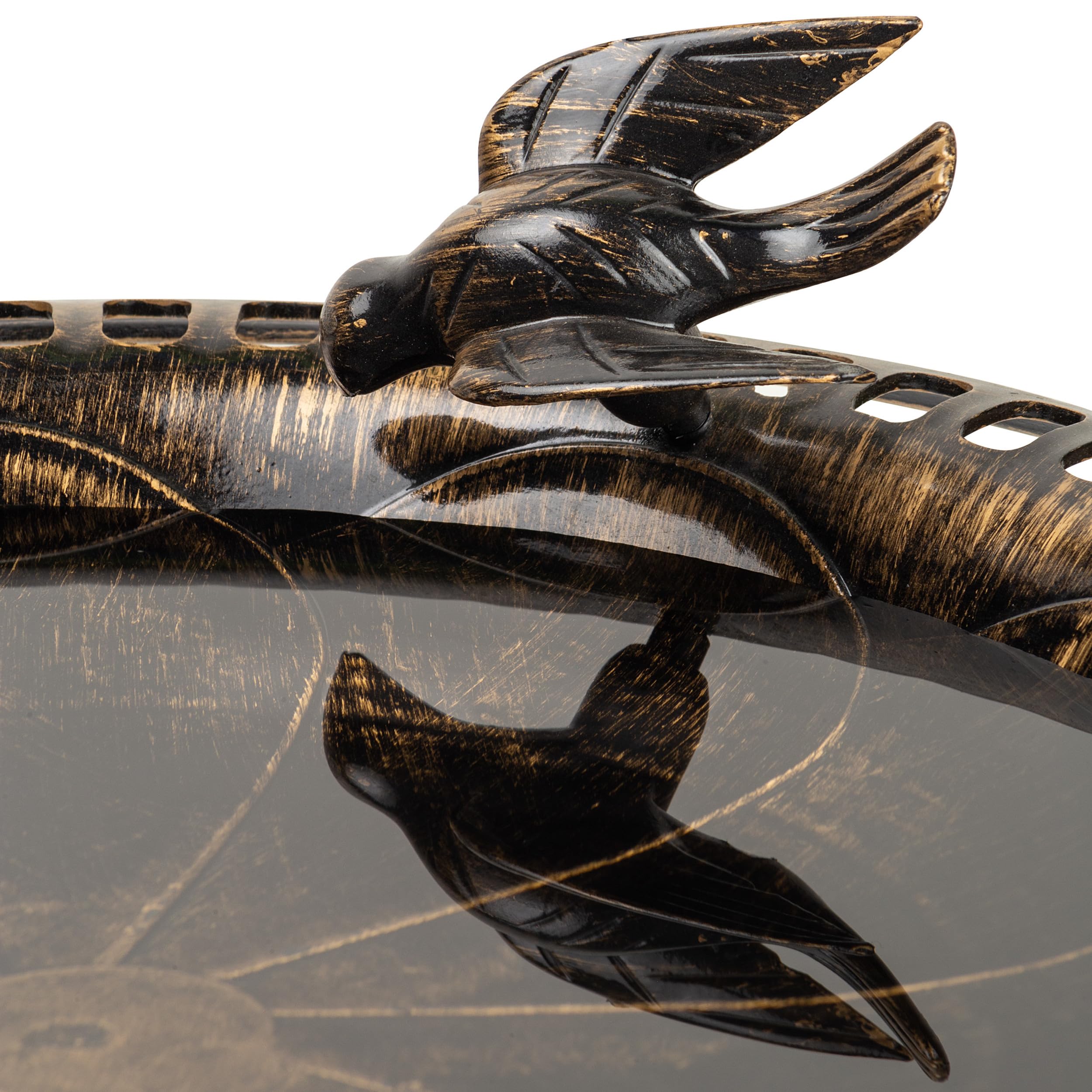 Alpine Corporation vintage-style yard decor enhances landscapes