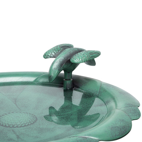 Alpine Corporation weather-resistant polypropylene withstands sun and rain.